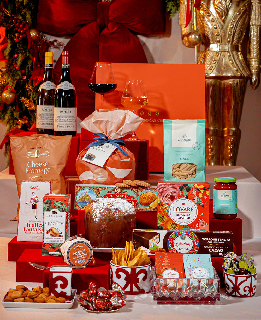 Jolly Christmas Gathering Gift Hamper Jolly Christmas Gathering Gift Hamper